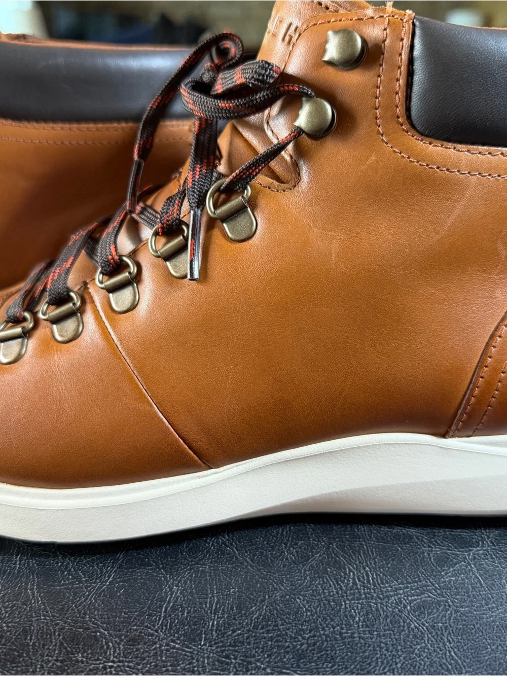 Cole Haan Men's Chukka Boots Tan Leather with White Soles